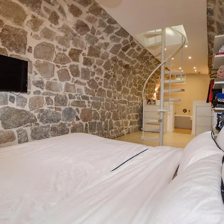 3 Bedroom Amazing In Ajaccio Daire *